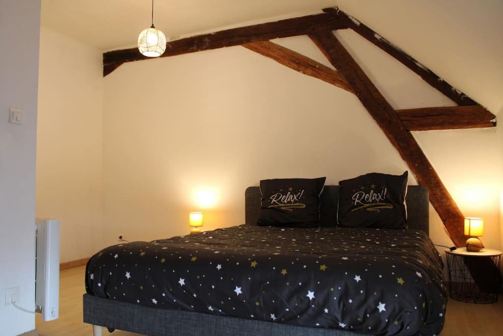 Photo of Bedroom in Saint-Leger-des-Vignes