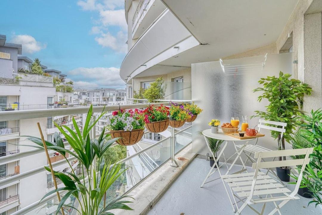 Photo of Patio Balcony in Faubourg de l'Arche