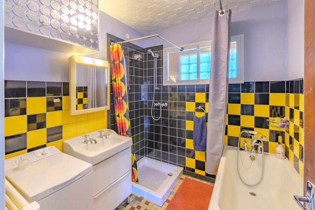 Photo of Bathroom in Aubenton