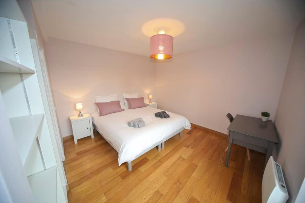 Photo of Bedroom in Nanteuil-sur-Marne