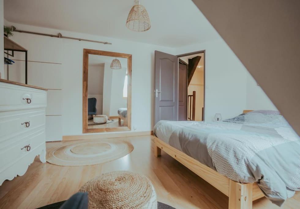 Photo of Bedroom in Nogent-sur-Seine