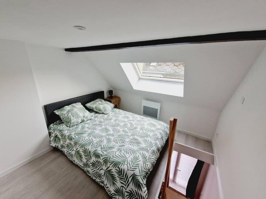 Photo of Bedroom in Avesnes-sur-Helpe