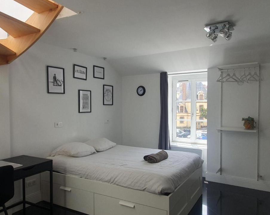 Photo of Bedroom in Fontainebleau