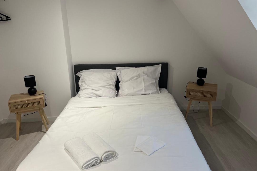 Photo of Bedroom in Avesnes-sur-Helpe