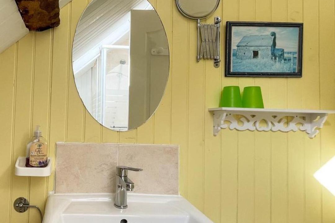 Photo of Bathroom in L'Epinay-le-Comte