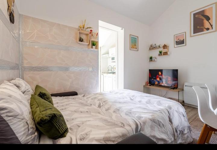 Photo of Bedroom in Vaires-sur-Marne