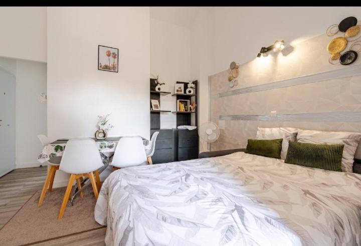 Photo of Bedroom in Vaires-sur-Marne