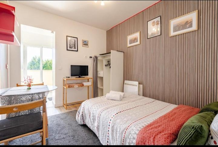 Photo of Bedroom in Vaires-sur-Marne
