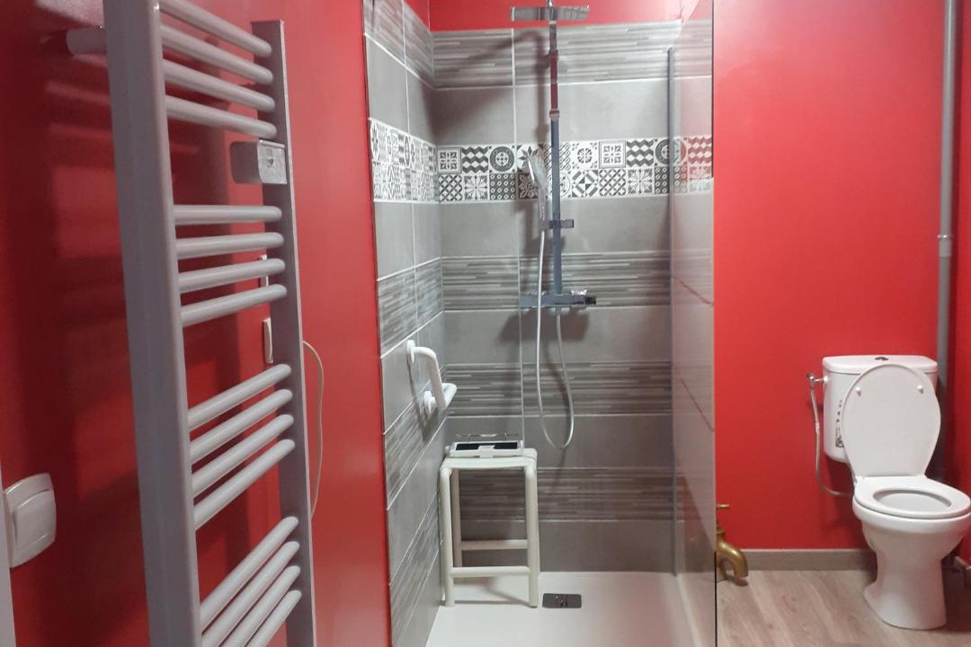 Photo of Bathroom in Mesnil-Raoul