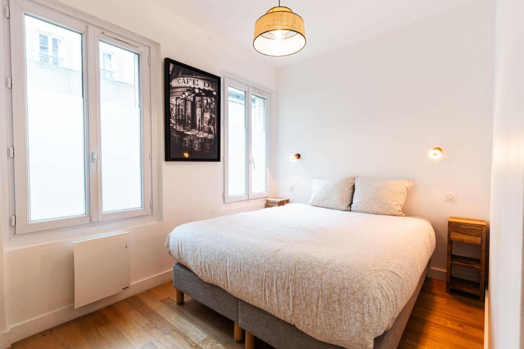 Photo of Bedroom in 17th Arrondissement