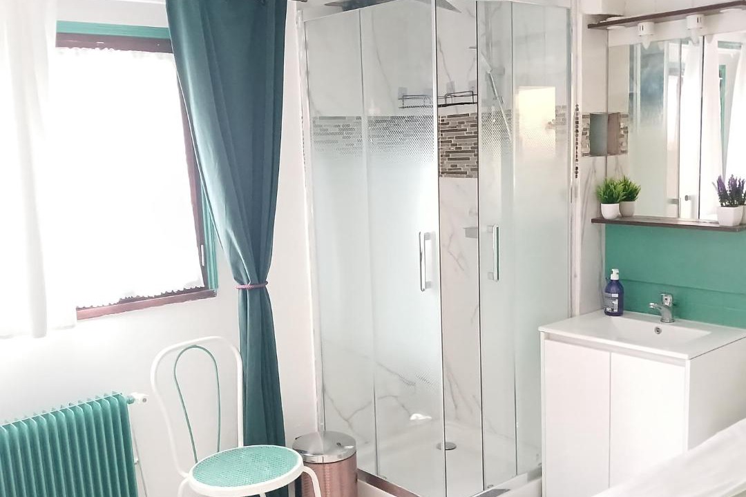 Photo of Bathroom in Tremblay-en-France