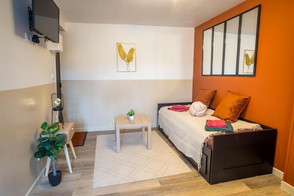 Photo of Bedroom in Anzin