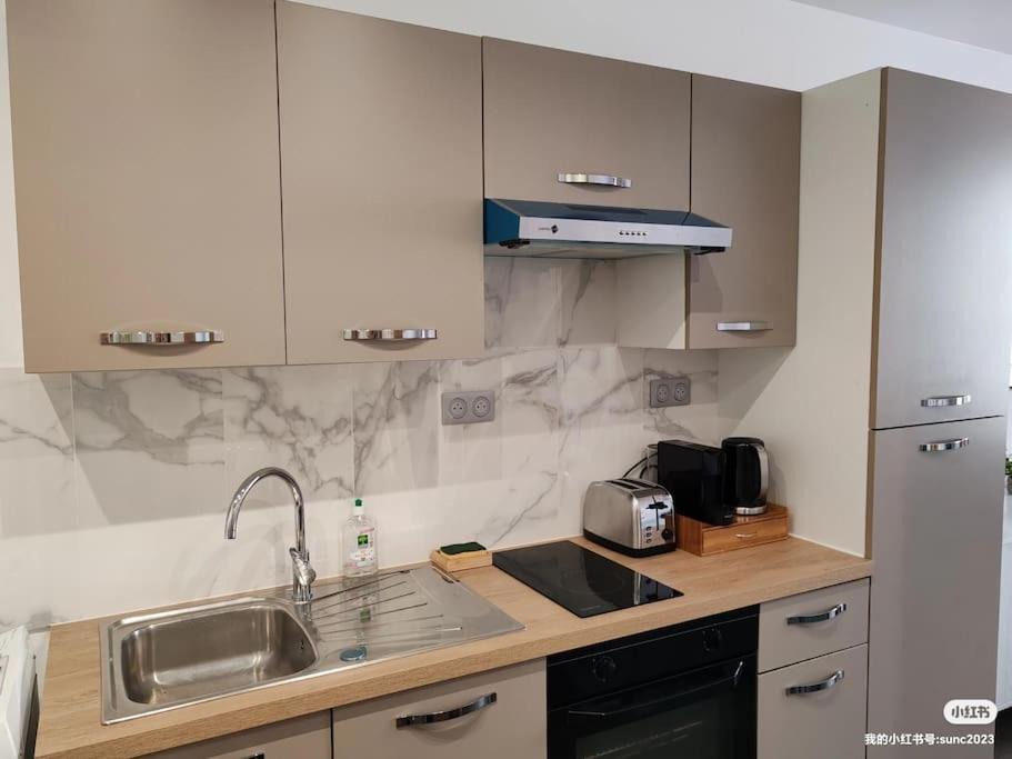 Photo of Kitchen in 8th Arrondissement