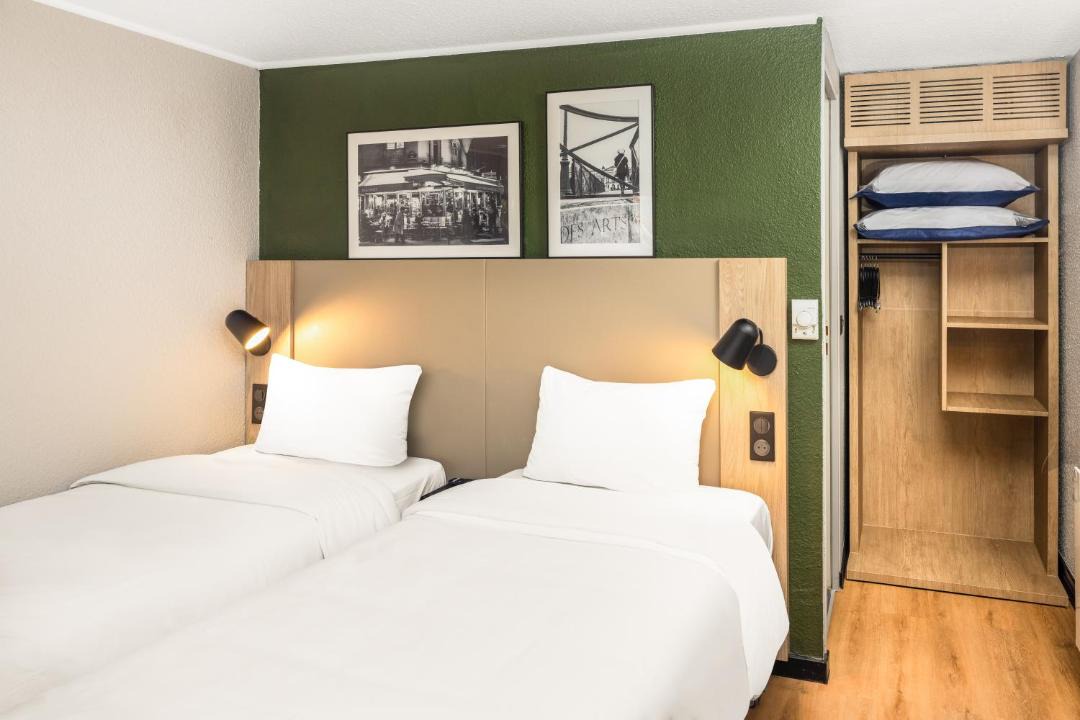 Photo of Bedroom in Chelles
