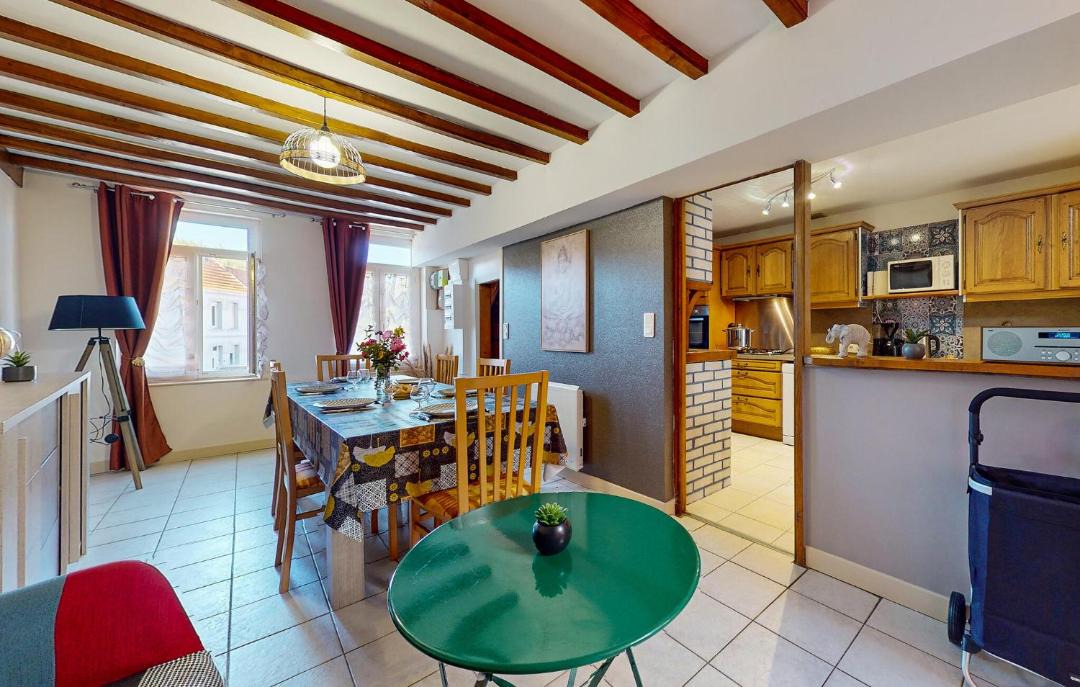 Photo of Kitchen in Neuville-sous-Montreuil