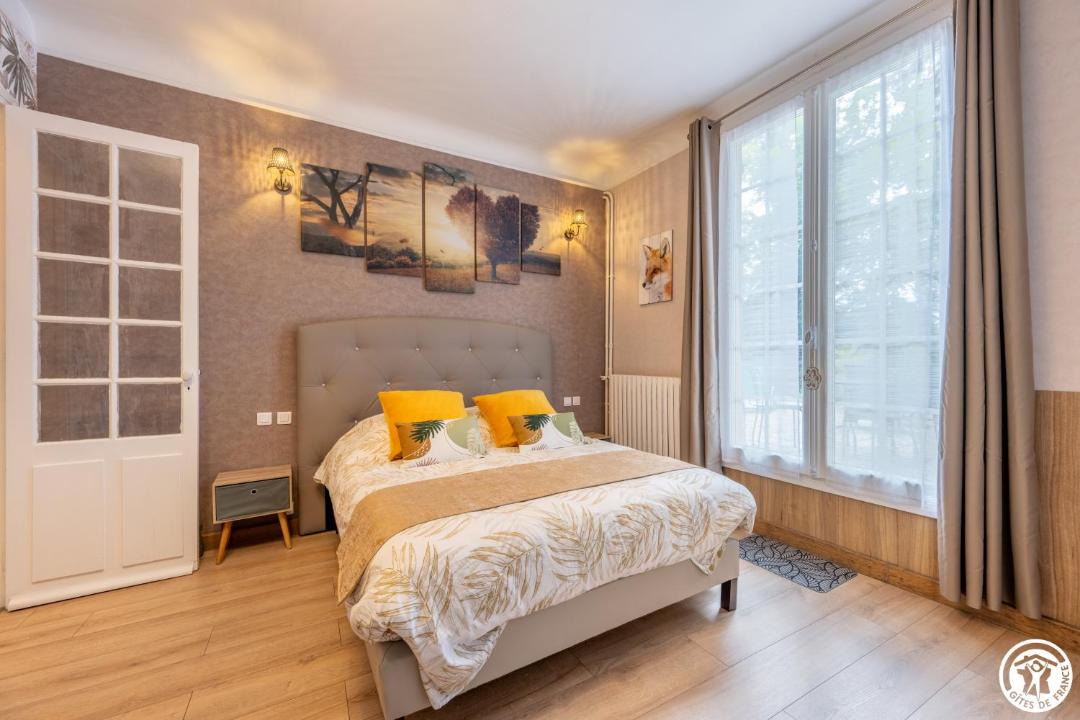 Photo of Bedroom in Tille