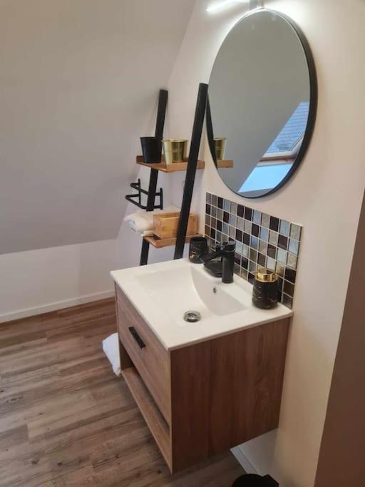 Photo of Bathroom in Le Plessis-Brion