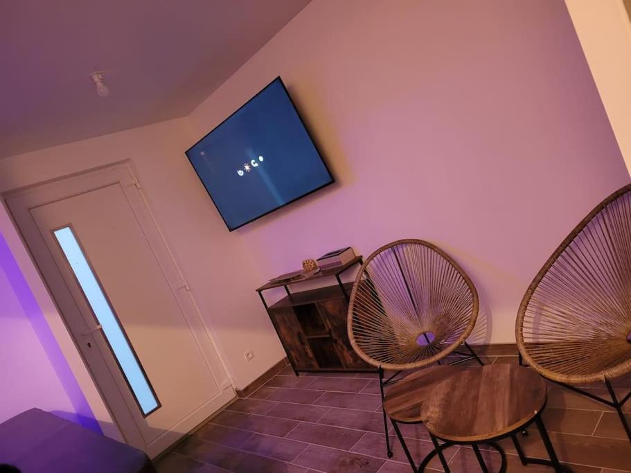 Photo of Livingroom in Le Plessis-Brion