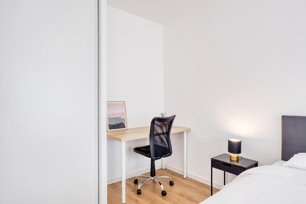Photo of Bedroom in Villepinte