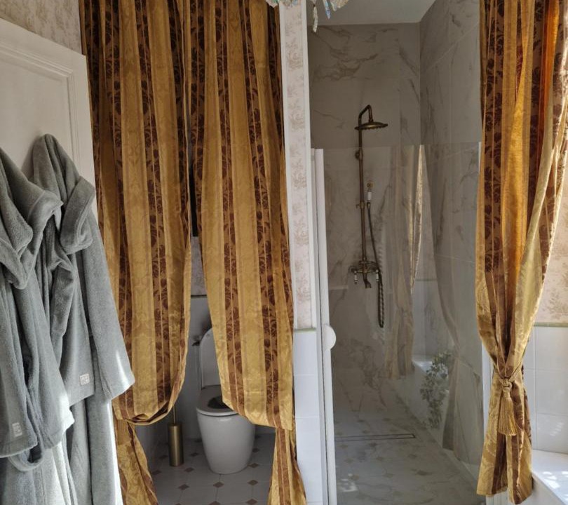 Photo of Bathroom in Boiscommun