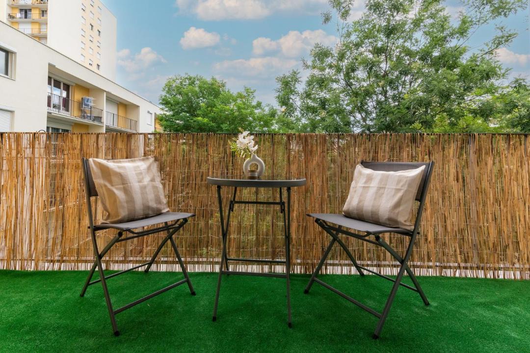 Photo of Patio Balcony in Rosny-sous-Bois