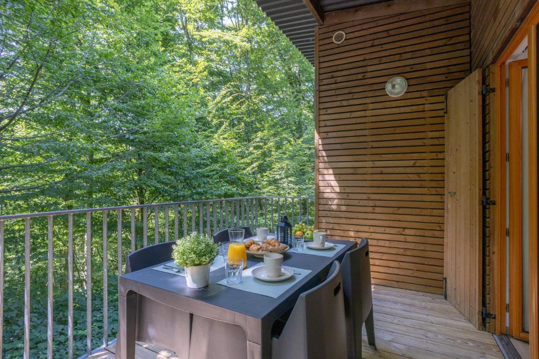 Photo of Patio Balcony in Eppe-Sauvage