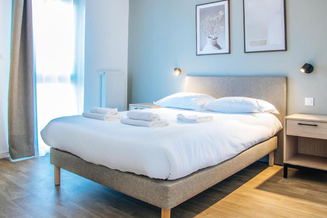 Photo of Bedroom in Lambersart