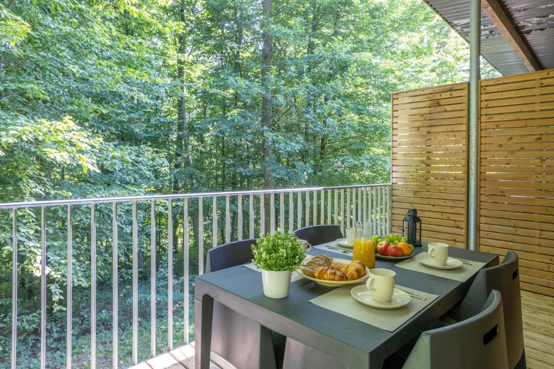 Photo of Patio Balcony in Eppe-Sauvage