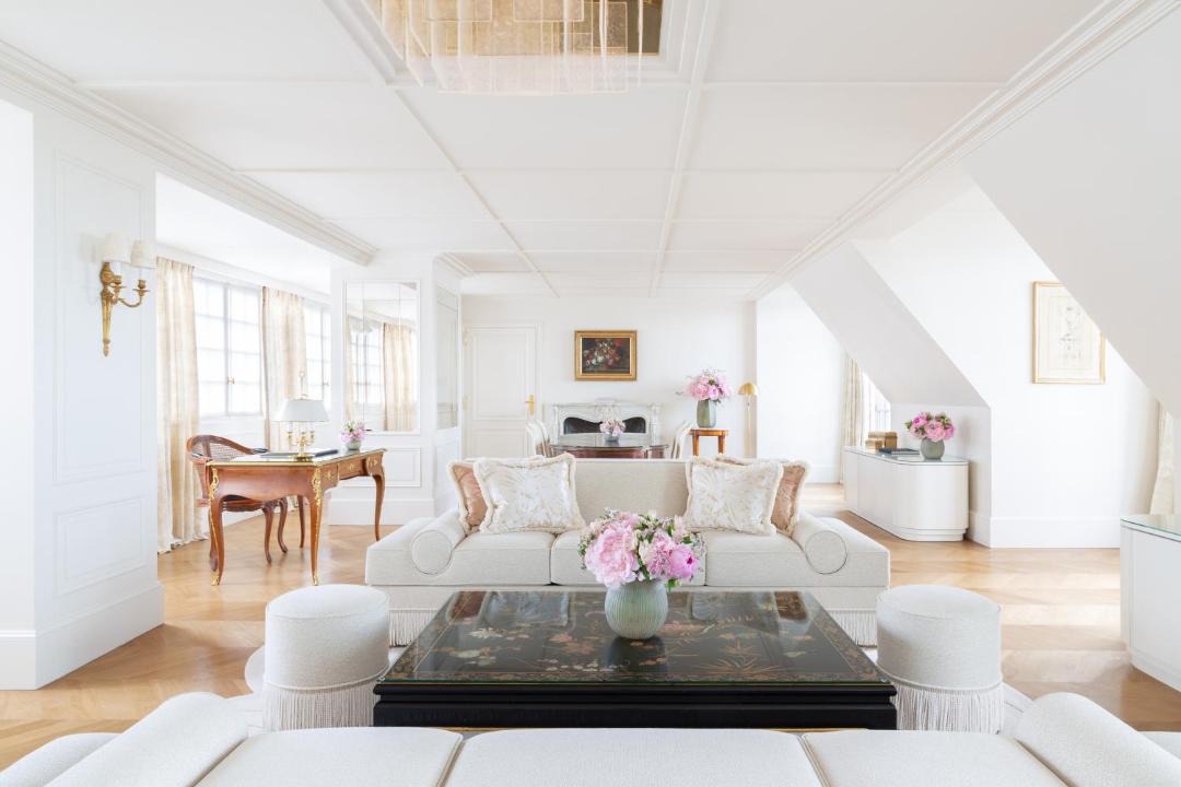 Photo of Livingroom in 8th Arrondissement