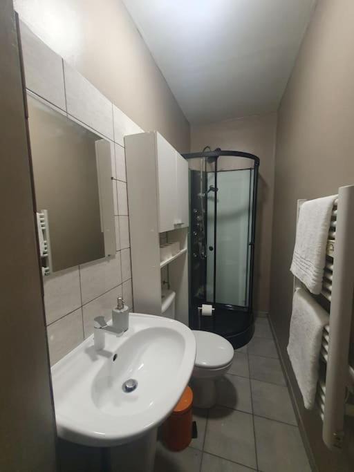 Photo of Bathroom in Saint-Quentin