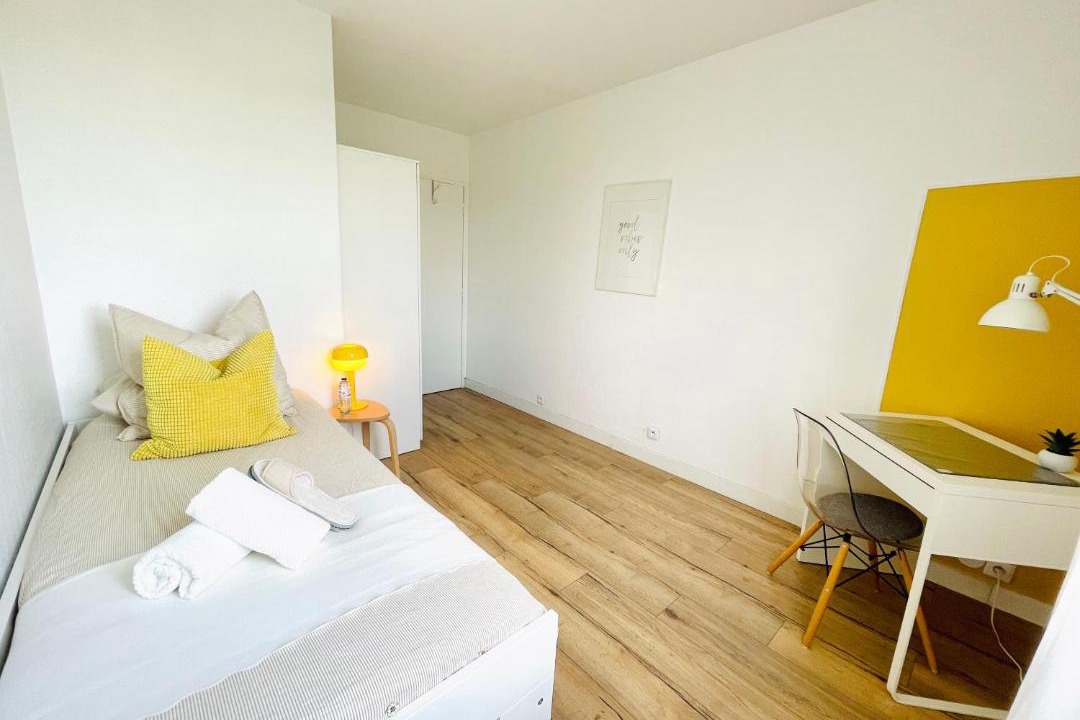 Photo of Bedroom in Villeneuve-la-Garenne