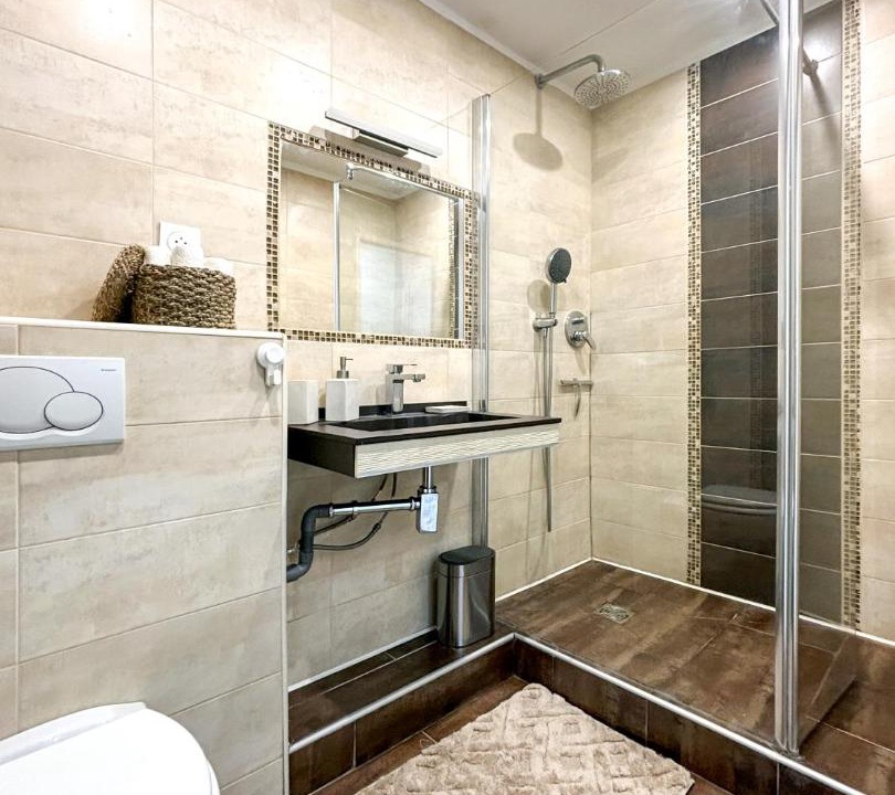 Photo of Bathroom in Front de Lac