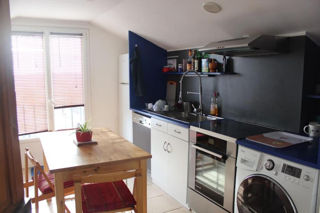 Photo of Kitchen in Centre