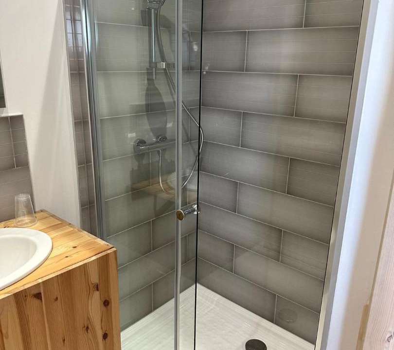 Photo of Bathroom in Autheuil-Authouillet