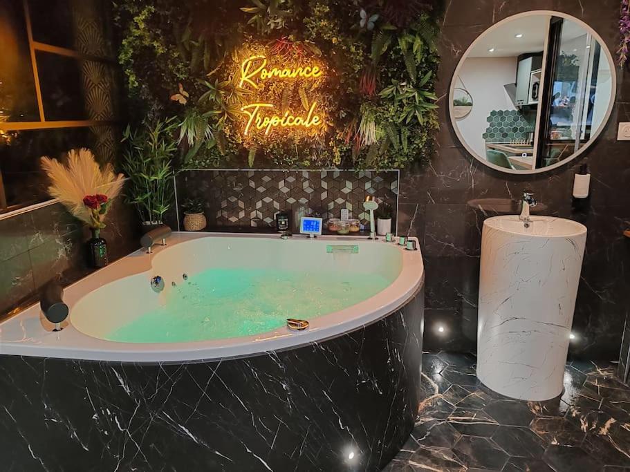 Photo of Bathroom in Saint-Leu