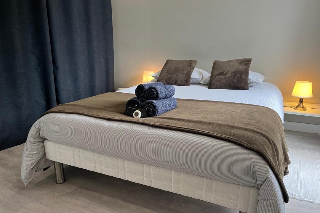 Photo of Bedroom in Lamorlaye