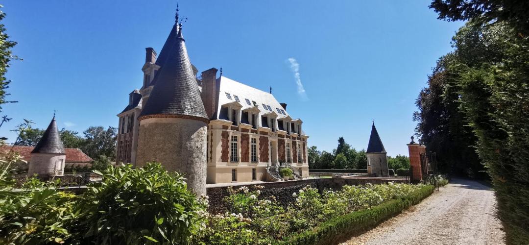 Photo of Buildings in Aulnoy