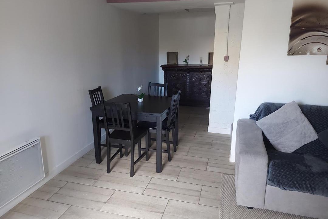 Photo of Livingroom in Ecquevilly