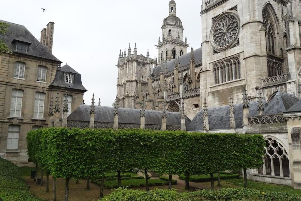 Photo of Others in Evreux