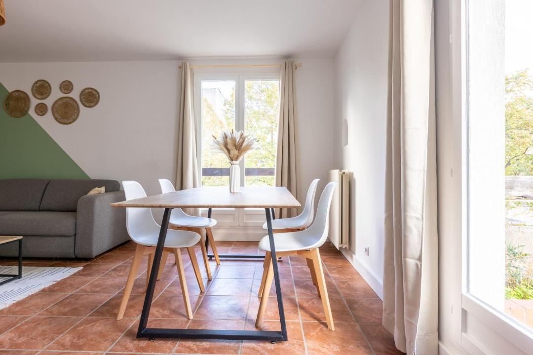 Photo of Livingroom in Courcouronnes