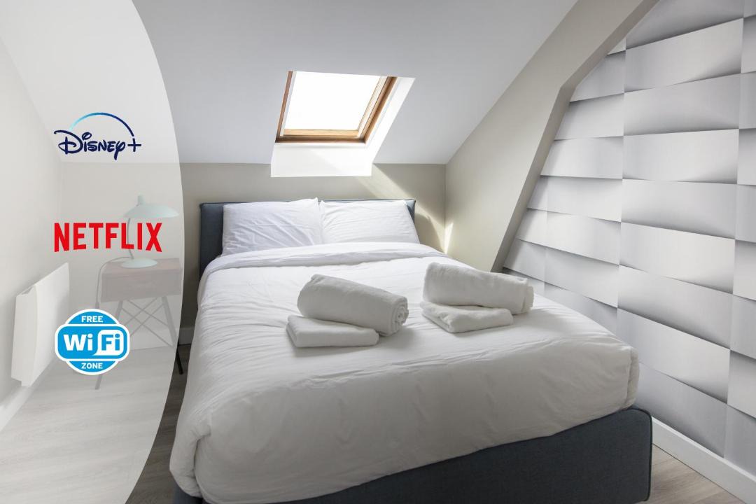 Photo of Bedroom in Poissy