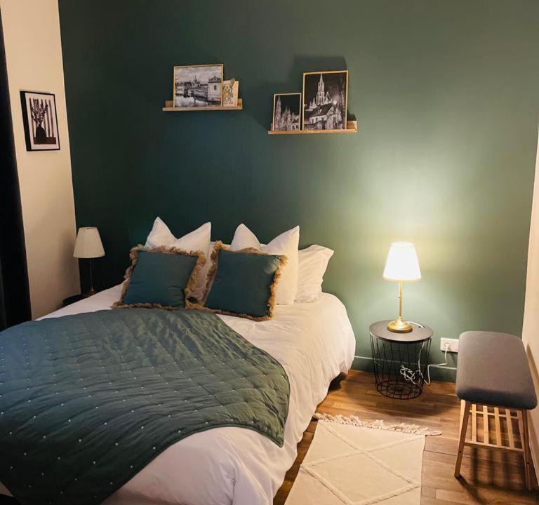 Photo of Bedroom in Senlis