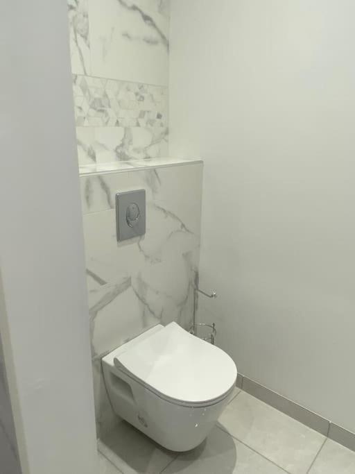 Photo of Bathroom in Louvres