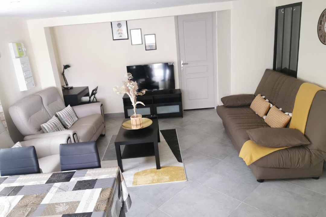 Photo of Livingroom in Varennes-sur-Seine