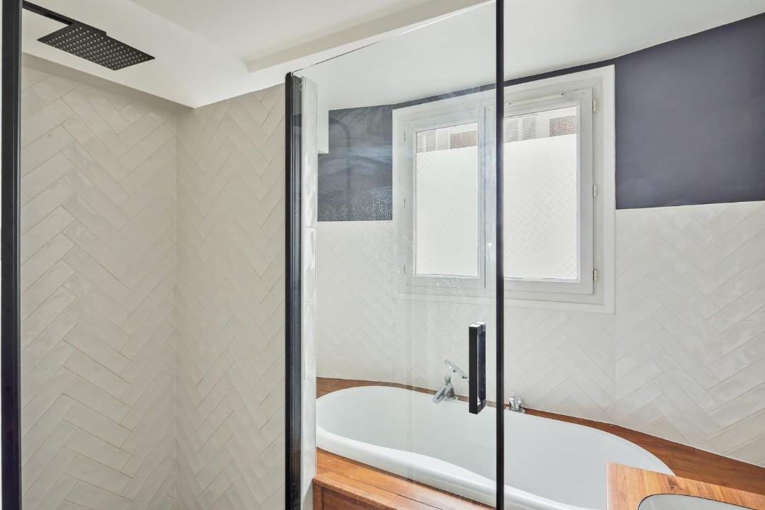 Photo of Bathroom in La Garenne-Colombes