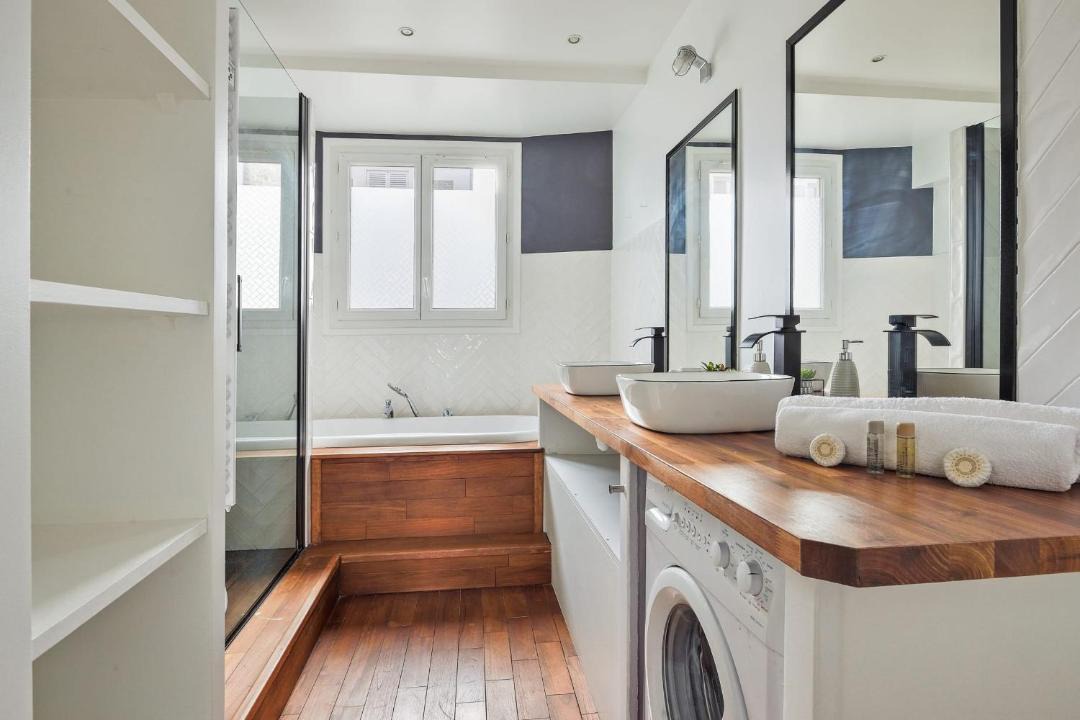 Photo of Bathroom in La Garenne-Colombes