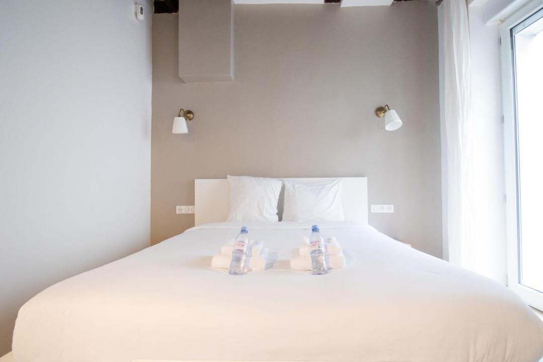 Photo of Bedroom in Saint-Merri