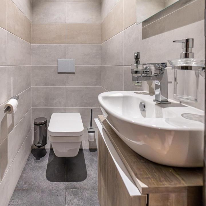 Photo of Bathroom in Epone