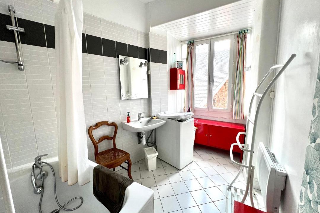 Photo of Bathroom in Mers-les-Bains