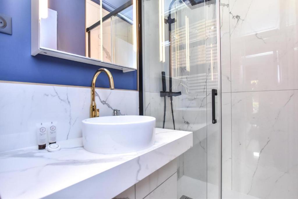 Photo of Bathroom in Croulebarbe